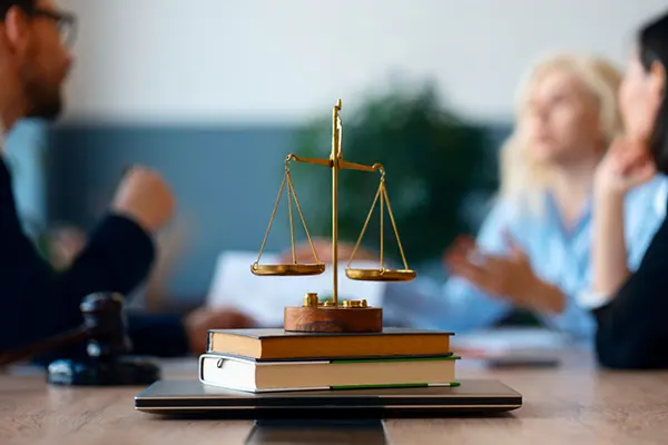 Comprender cuáles son las habilidades de un abogado es fundamental para cualquier persona que busca una representación legal seria y confiable. Estas capacidades determinan la calidad del acompañamiento jurídico y...